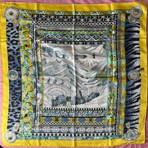 GUC Authentic La Femme aux Semelles de Vent Hermès Scarf 90cm Carré